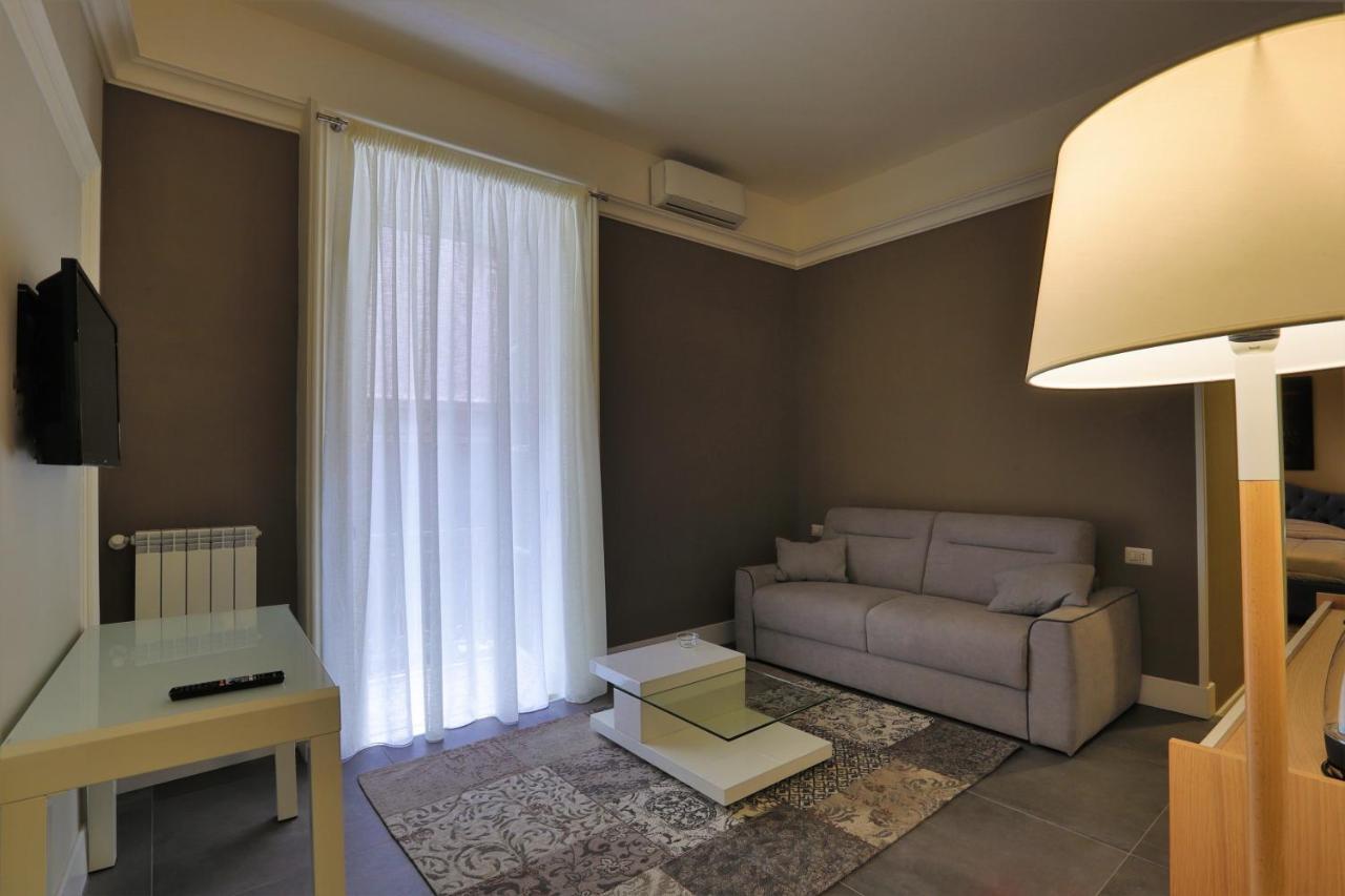 Bed and Breakfast Porto 53 Napoli Esterno foto