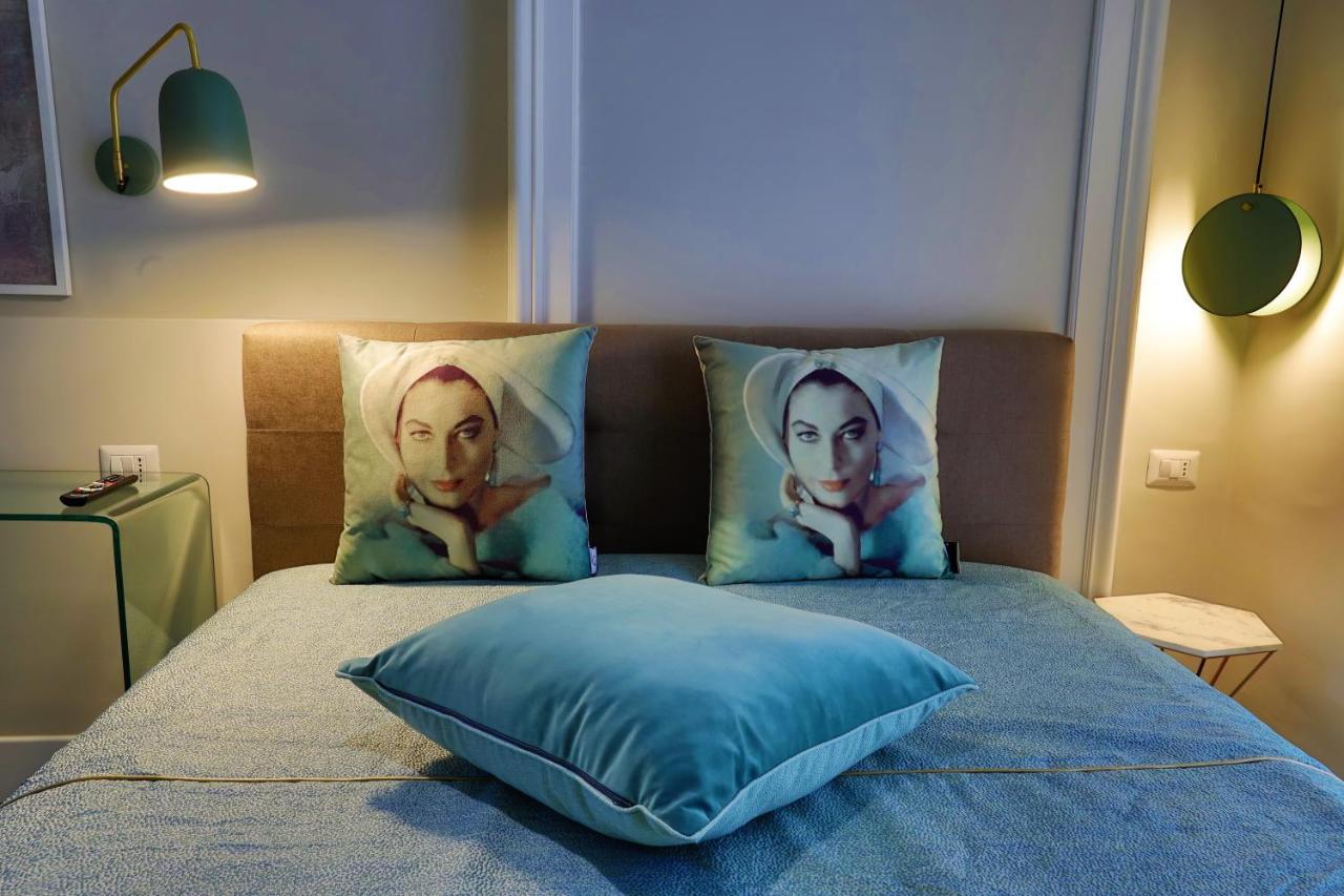 Bed and Breakfast Porto 53 Napoli Esterno foto